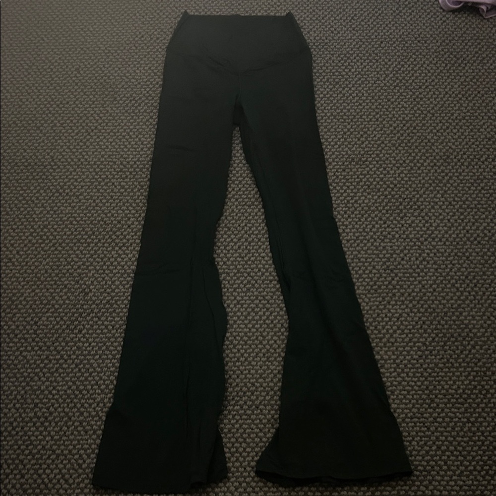 Offline by Aerie Green crossover flare leggings